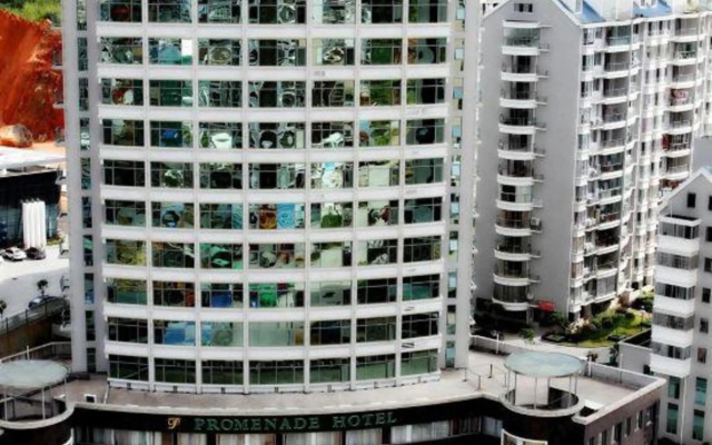 Promenade Hotel