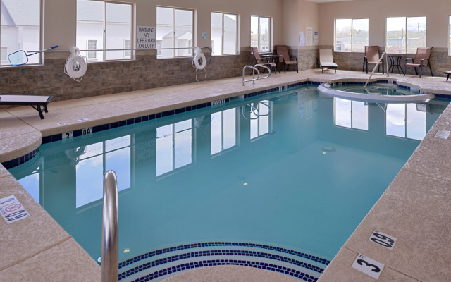 Holiday Inn Express & Suites Williams by IHG