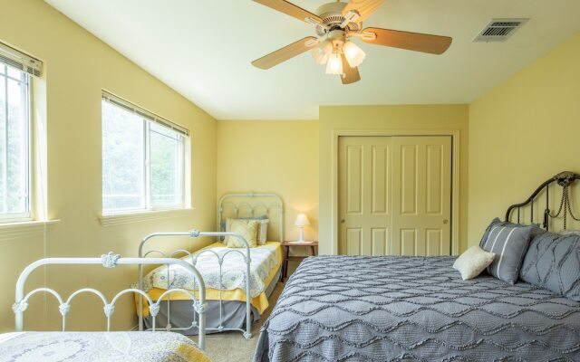 Pecan Shores Retreat by RedAwning