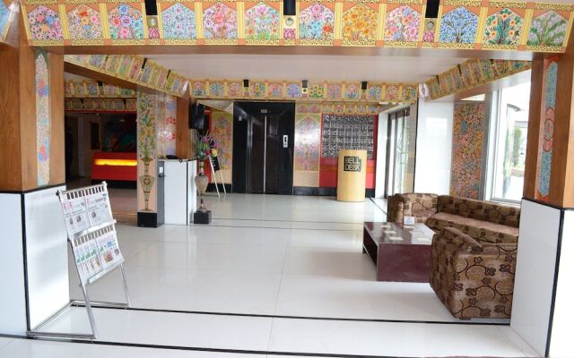 Hotel Silver Star by ADB Rooms