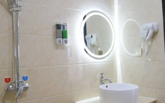 Holiday Inn Gorge Mediterranean Sea