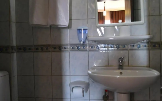 Temiz Otel