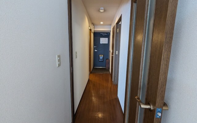 Pravafor Josai Apartment