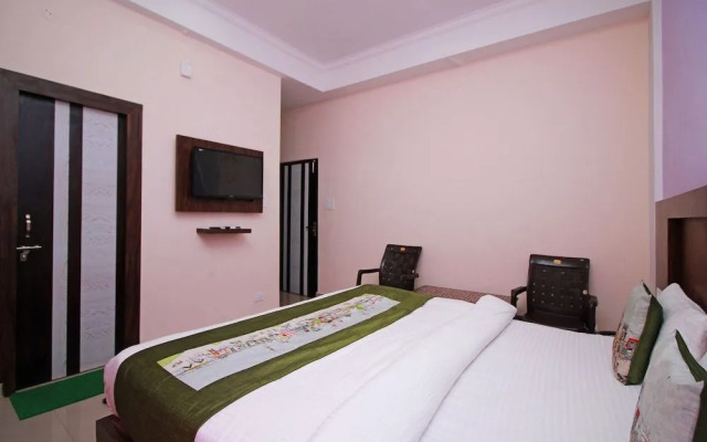 OYO 5509 Hotel Chandni