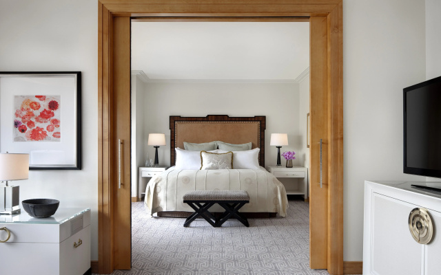 Lotte New York Palace - Image 4
