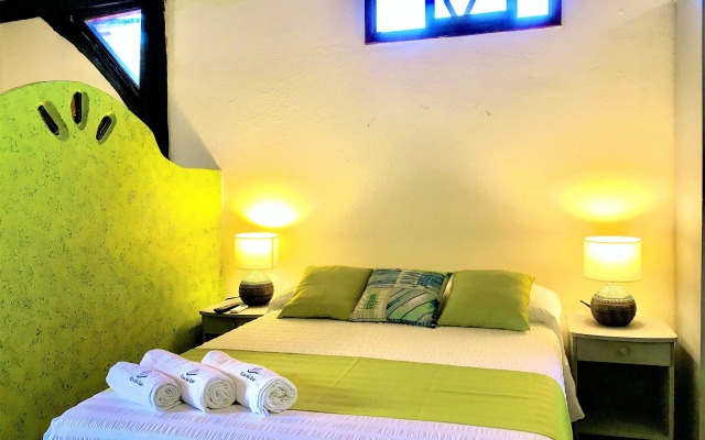 Casa del Lago Lodging House