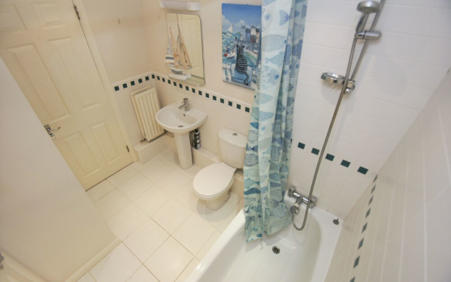 Brighton Marina Apartment