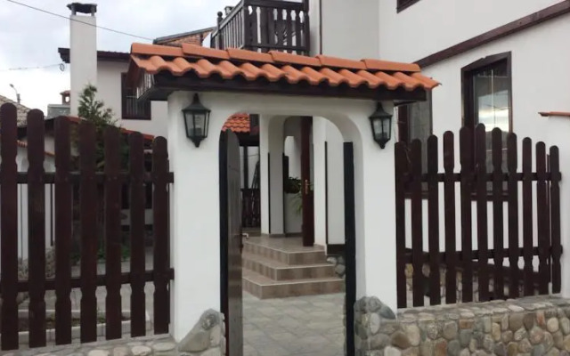 Chanovete Guest House