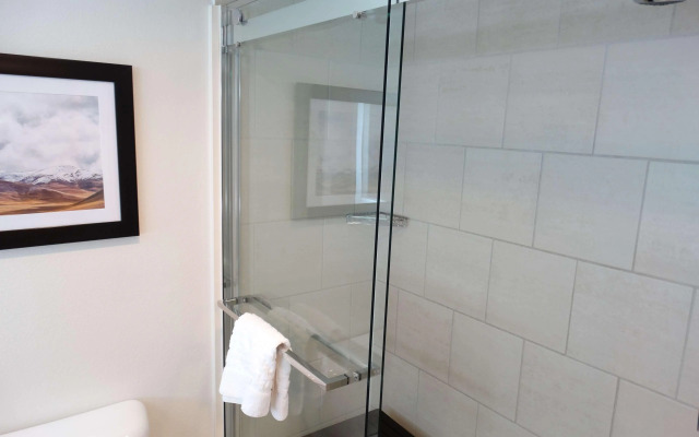 Best Western Premier Denver East