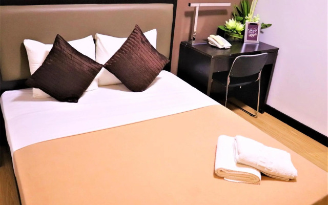 The Studio 18 Residences