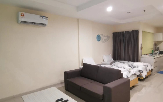 Peaceful 1-Bedroom Unit at Marina Island by JoMy Homestay – Guest Rooms – Lumut