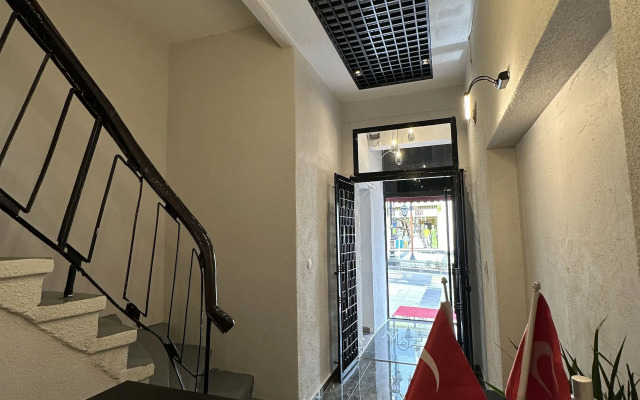 Deri̇n Buti̇k Hotel