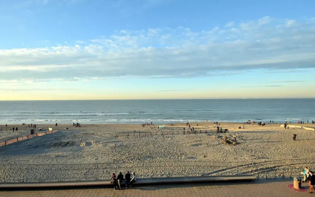 Golden Beach 0203 With Sea-view in De Haan