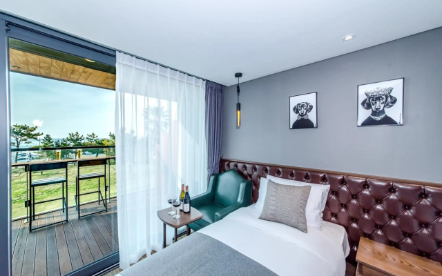Jeju Marevo Beach Hotel
