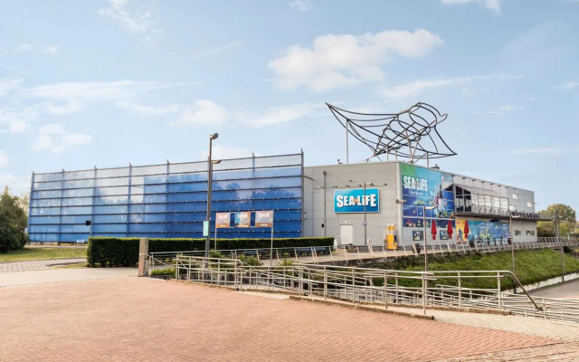 Super 8 by Wyndham Oberhausen am Centro