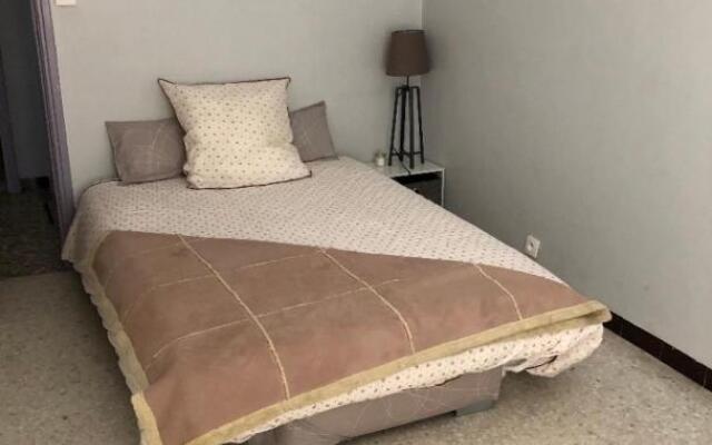 Appartement t4 spacieux 100m2 climatisé