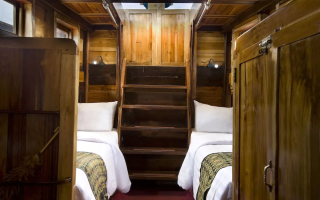 Plataran Phinisi Waecicu