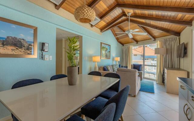 Playa Linda Beach Resort