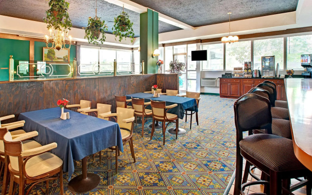 Days Inn by Wyndham Arlington/Washington DC