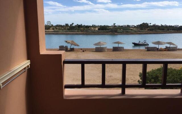 West Golf 1Br