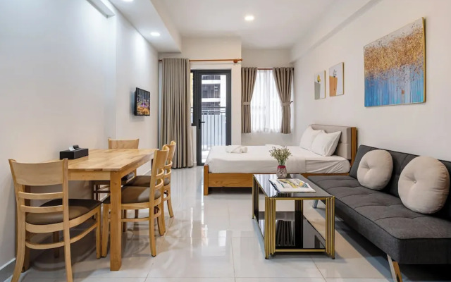 Otis Soho Saigon Balcony Apartment