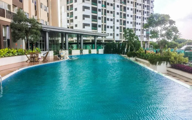 Simple Studio the Oasis Mahogany Apartment