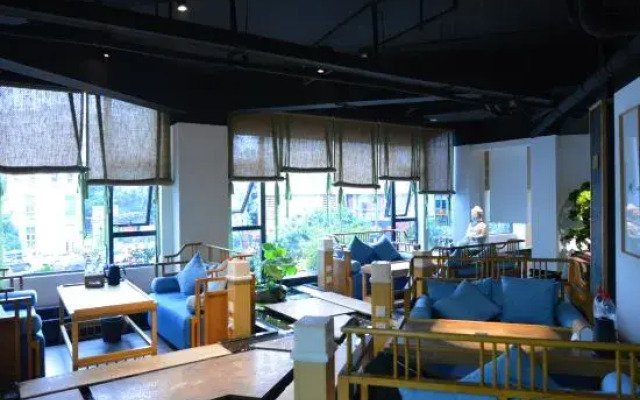 Youjia Traders Hotel (Pengzhou Longxing Temple)