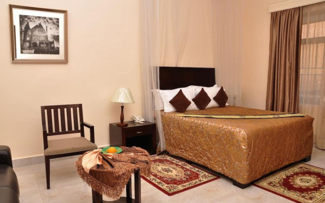 Garr Hotel