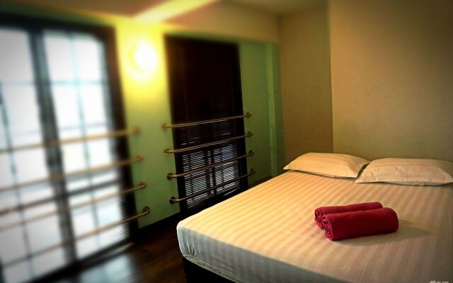 The Travel Hub Guesthouse