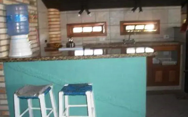 Morada do Pica-Pau Apartamentos, Casa e Camping na praia de Bombas, Bombinhas/SC