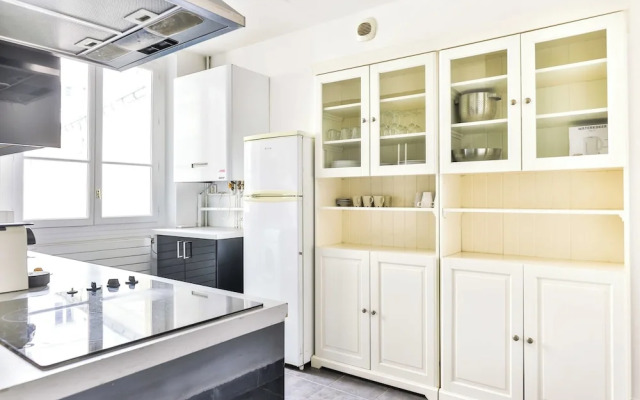 2bdr / 4P Apartment Montmartre/moulin Rouge