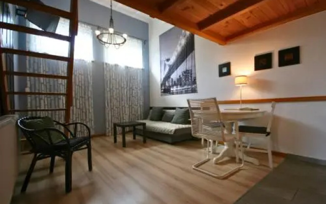 B & B. Mikunda
