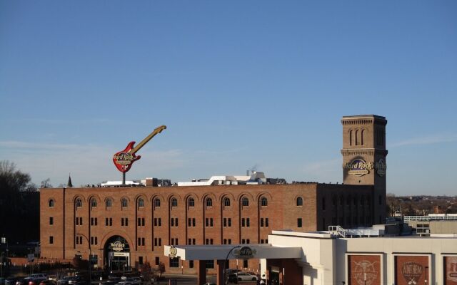 Sioux City Hotel & Conference Center