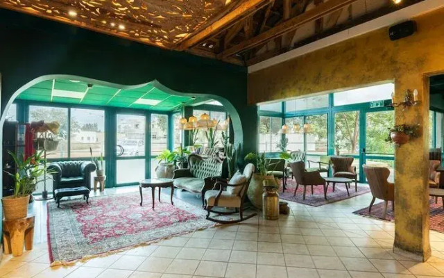 Nassau Beach Hotel