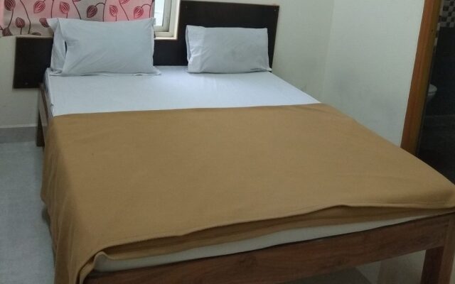 i-ROOMz Sri Srinivasa Residency