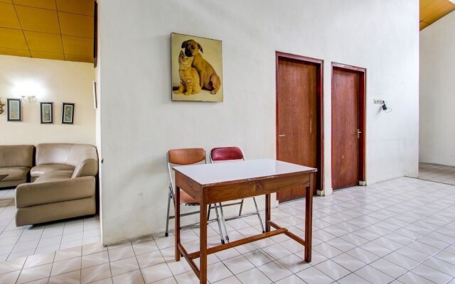 OYO 92505 Asta Guesthouse