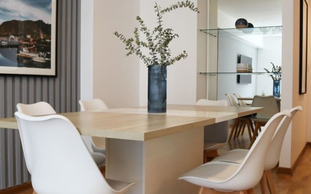 w Classy 2BR With City View in Miraflores