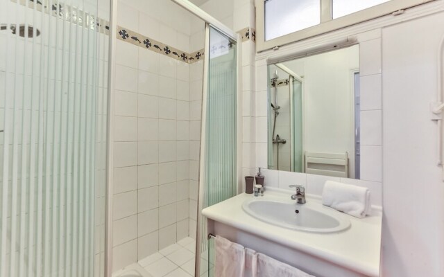 26 - Best Studio of Montorgeuil District