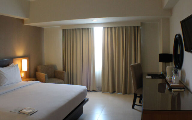 Hotel Santika Pandegiling Surabaya