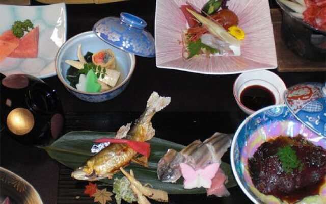 Ryori Ryokan Jumboike