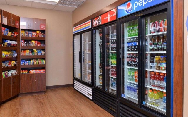 Comfort Inn & Suites Mandan - Bismarck