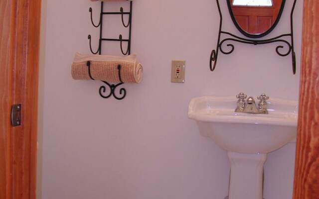 Three Pines Bed and Breakfast