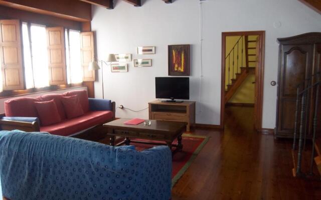 Apartamentos La Casona De Vidiago