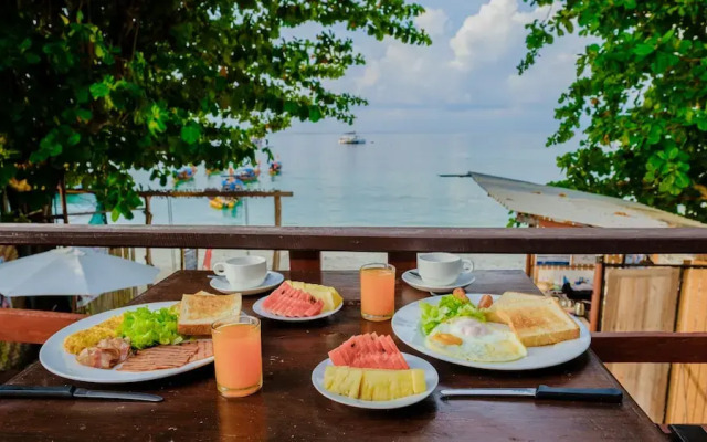 Lipe Garden Beach Resort