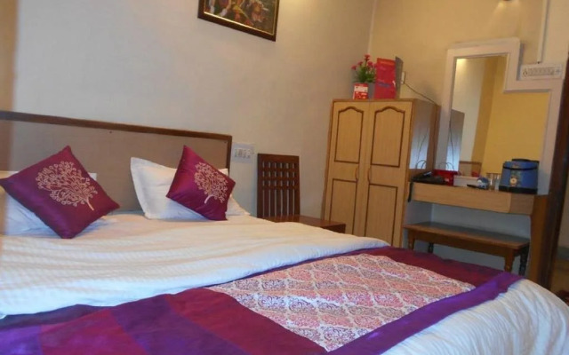 Paul Avenue Hotel