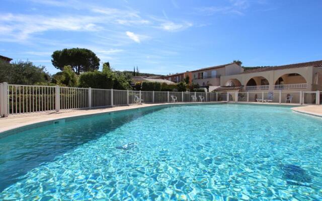 Saint-Tropez walking distance, sea view house