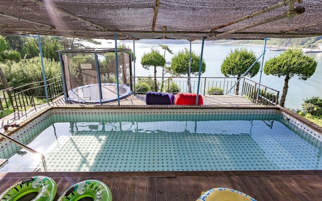 Arkro Pension