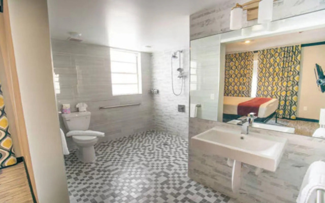 The Shoreline Suites