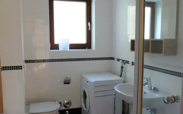 Apartment 800 m From Thermal Springs