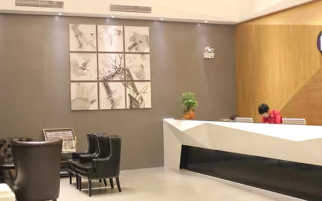 Float International Hotel